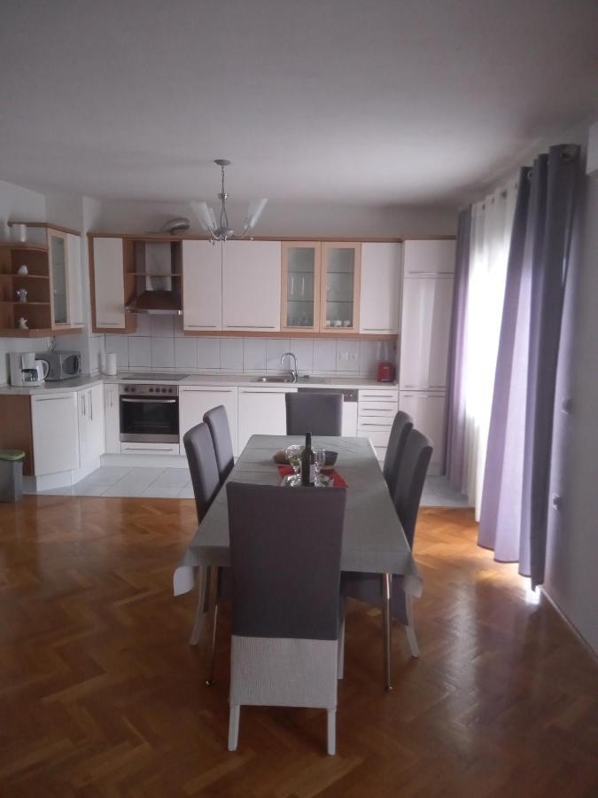 Apartman Teklic Kaštela エクステリア 写真