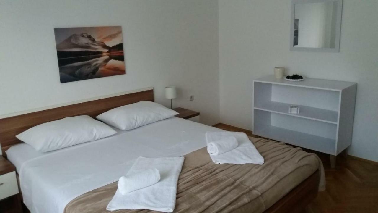 Apartman Teklic Kaštela エクステリア 写真
