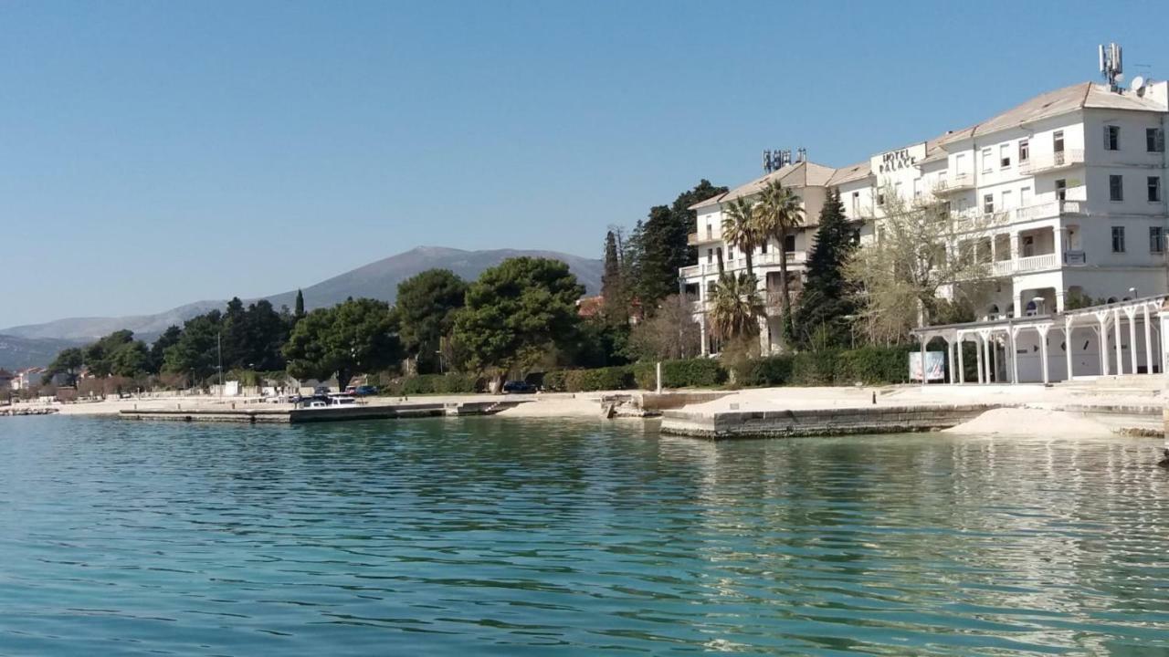 Apartman Teklic Kaštela エクステリア 写真