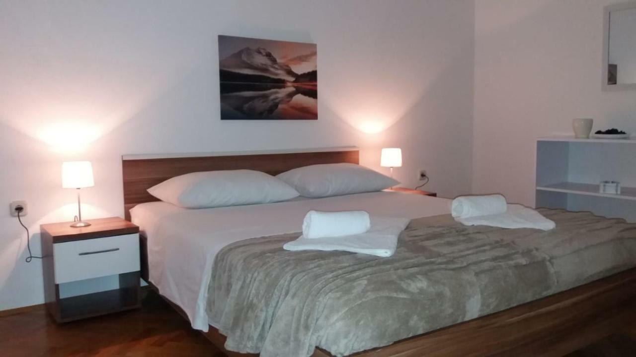 Apartman Teklic Kaštela エクステリア 写真